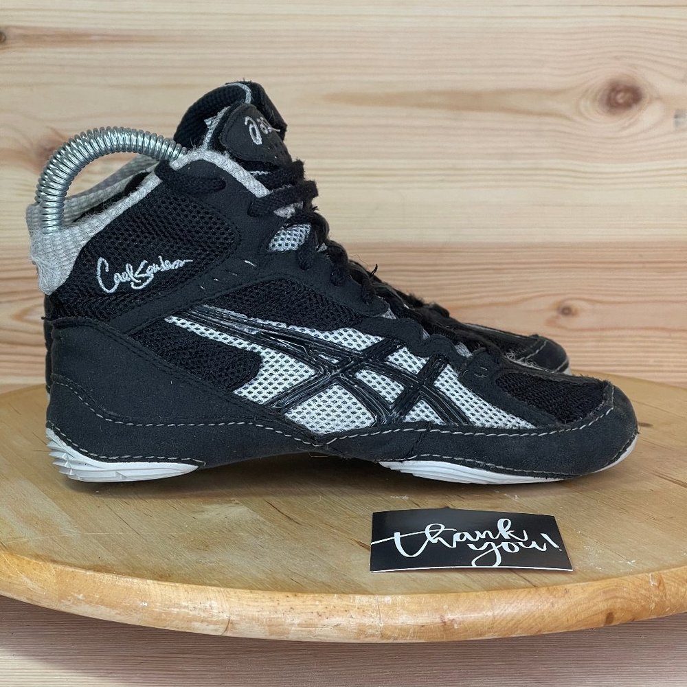 Asics C235N Round Toe Wrestling Sneaker Shoes US 2